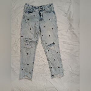Light Wash Distressed Women’s Jeans with Brown Heart Embroidery
